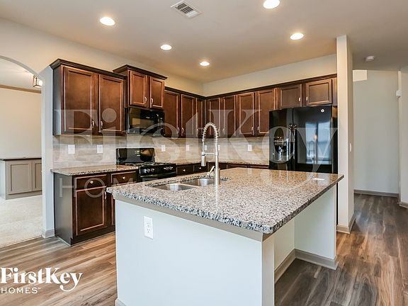 5th image of 270 Freedom Pkwy