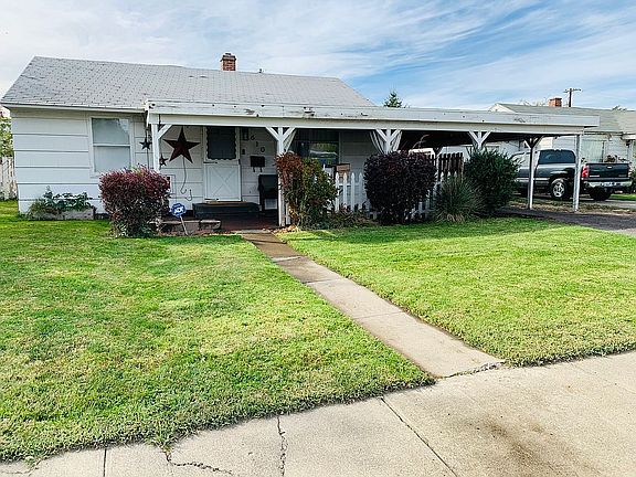 3rd image of 610 Mount Adams Dr