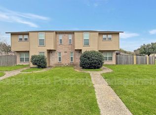 1811 Woodsman Dr APT C, College Station, TX 77840