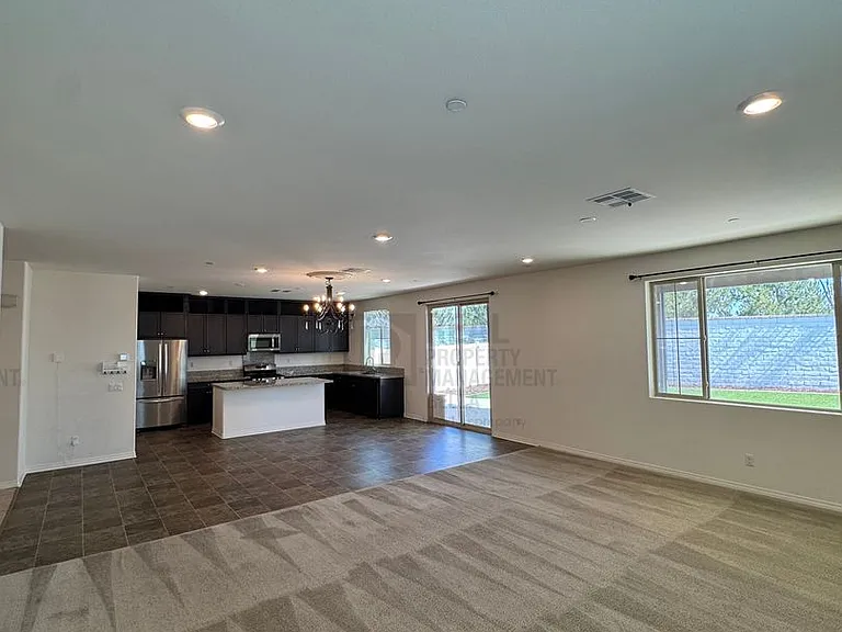 27576 Cloudy Peak Way — Photo 12