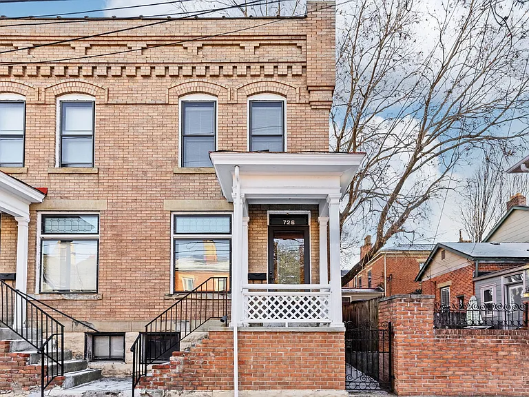 726 Kerr St — Photo 44