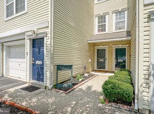 6201 Riverfront Dr, Palmyra, NJ 08065