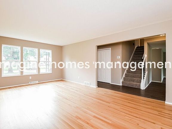 3rd image of 6602 Forest Glen Ave