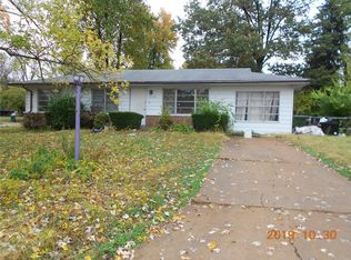 9840 Arranmore Dr, Saint Louis, MO 63136
