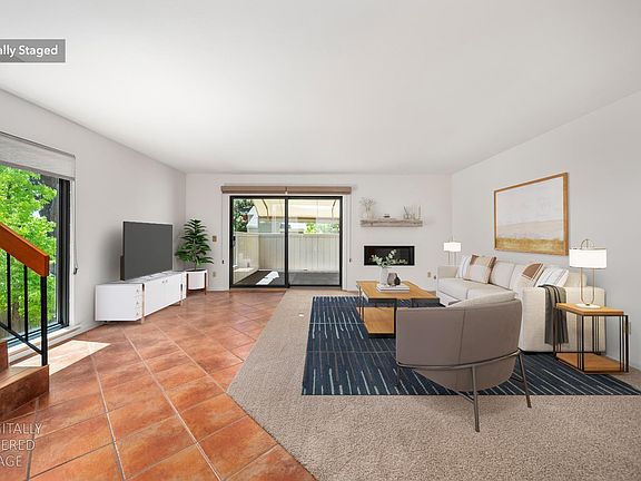 5th image of 12192 Summer Ridge Dr