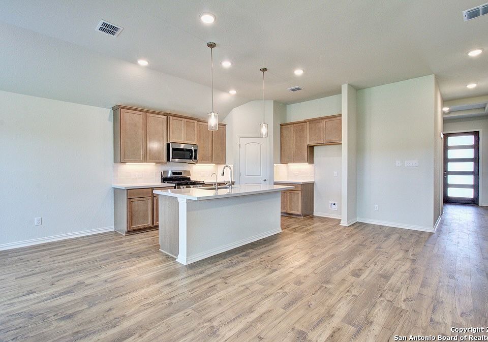 1st image of 13546 Valjean Avenue