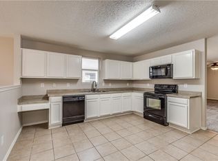 6205 Saint James Pl, Denton, TX 76210