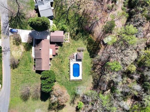 2360 Kings Grant Rd, Lincolnton, NC 28092