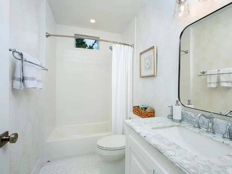 204 Coral Ave — Photo 15