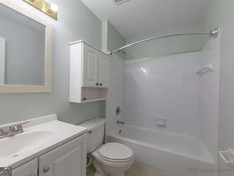 3985 Shallowford Gre Ct — Photo 16