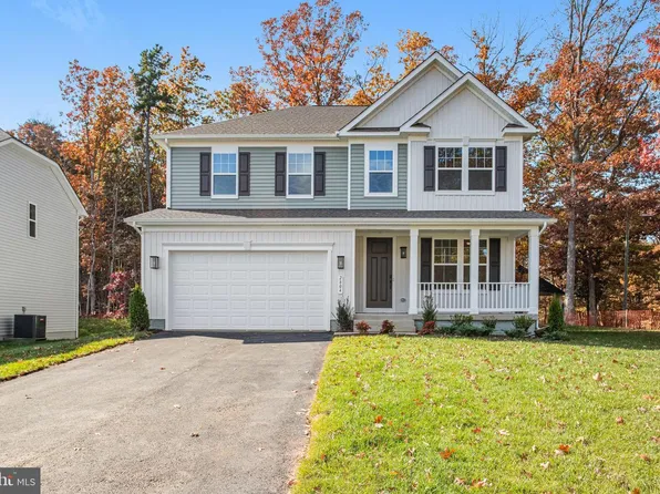 2804 White Tail Dr, Locust Grove, VA 22508