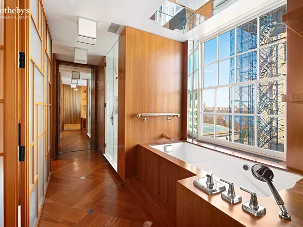 1016 5th Avenue image 10 of 20