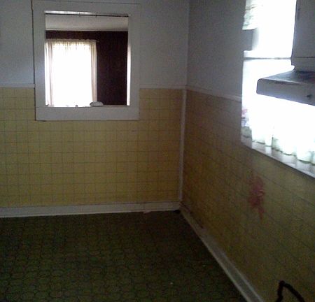 5th image of 1221 Leal St