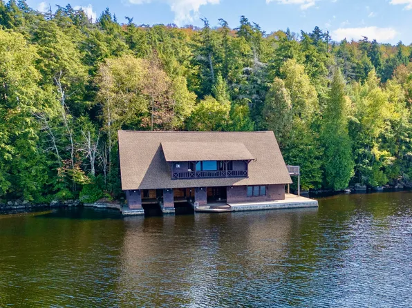 30 Trillium Way, Saranac Lake, NY 12983