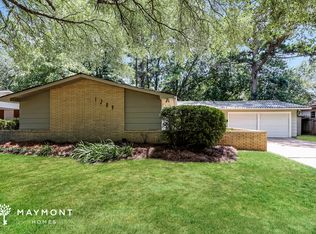 1209 Deerfield Ln, Jackson, MS 39211