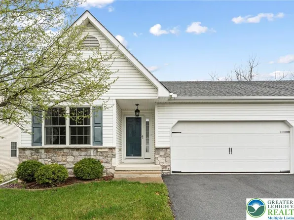 665 Walker Dr, Northampton, PA 18067