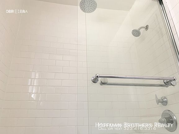 3rd image of 1031 S Westlake Ave #20