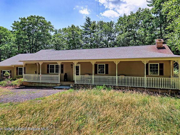 4th image of 38 Walnut Drive