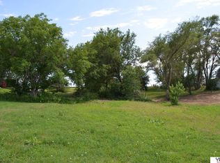 1859 Lake Ridge Dr, Plattsmouth, NE 68048