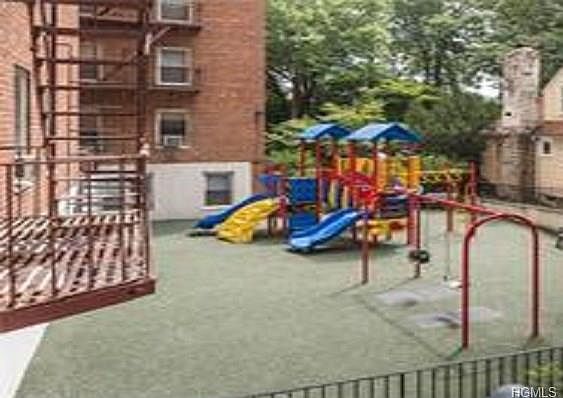 2nd image of 245 Parkview Ave APT 3H