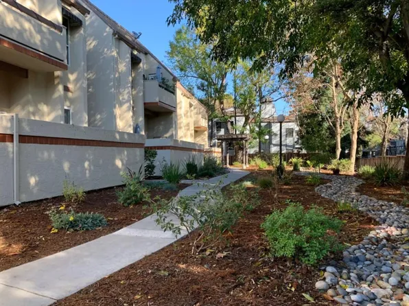 1672 Branham Park Pl, San Jose, CA 95118