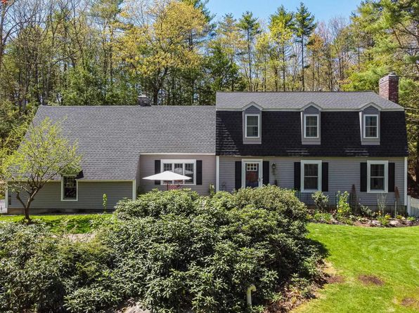 10 Greenbriar Lane, Amherst, NH 03031