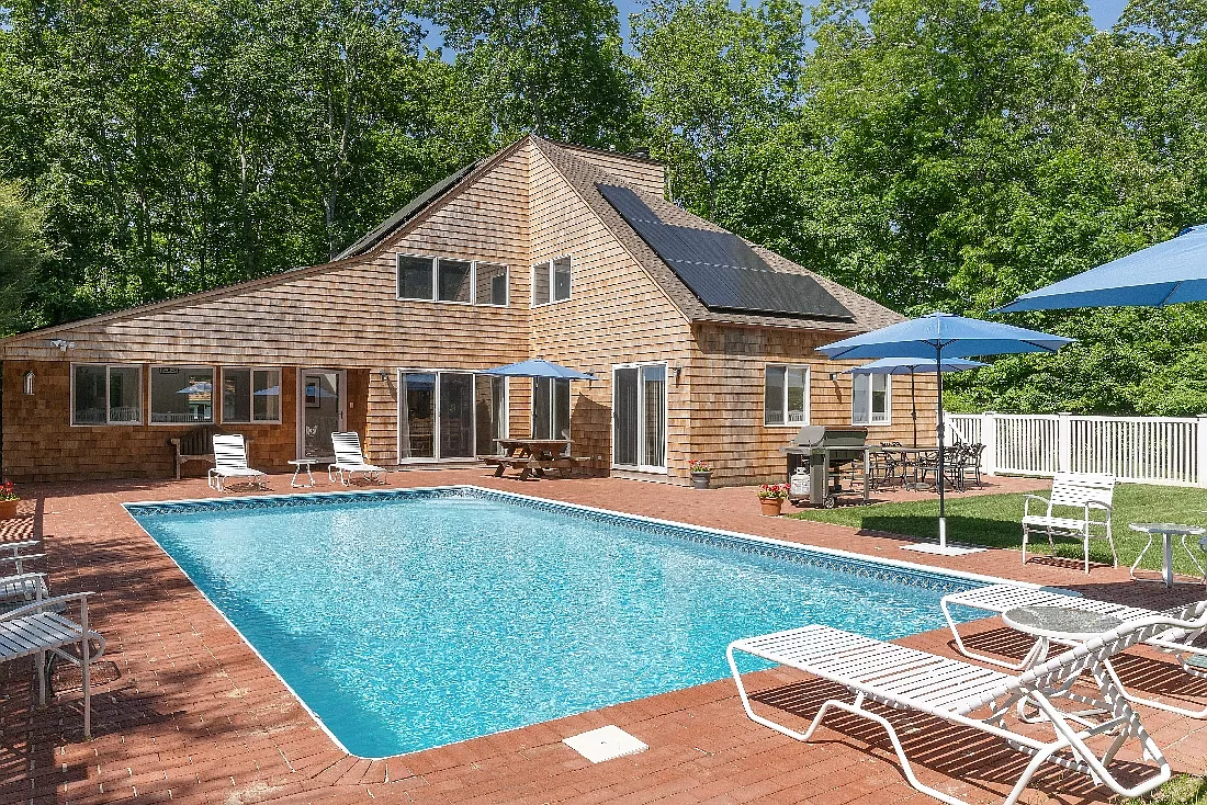 Perfect East Hampton Rental — Photo 1