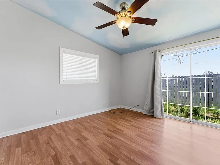 13237 E Ave W #8 — Photo 13