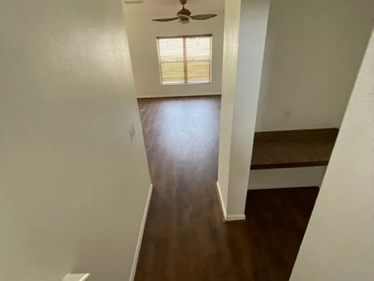 4738 Rockvale Dr — Photo 21