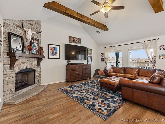 5th image of 23001 E 104th Pl S