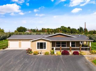 892 Lucy Ln, Zillah, WA