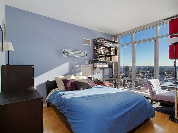 4th image of 1 Northside Piers APT 23H