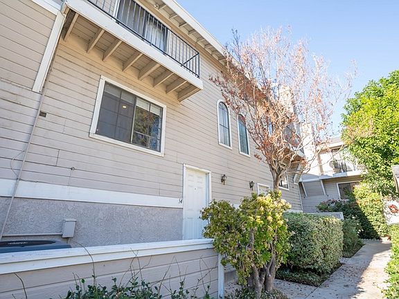 4th image of 8338 Woodley Pl Unit 34