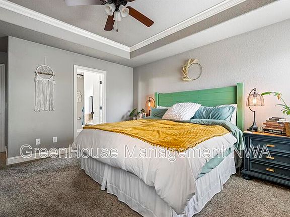 5th image of 307 Blair Cir