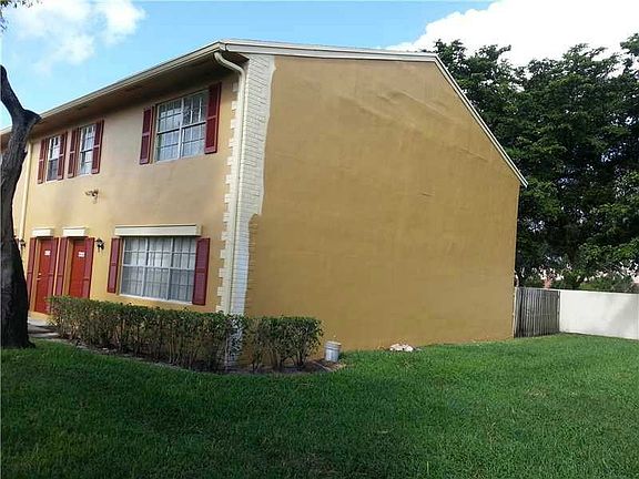 3rd image of 1745 SW 81st Ln #6-30