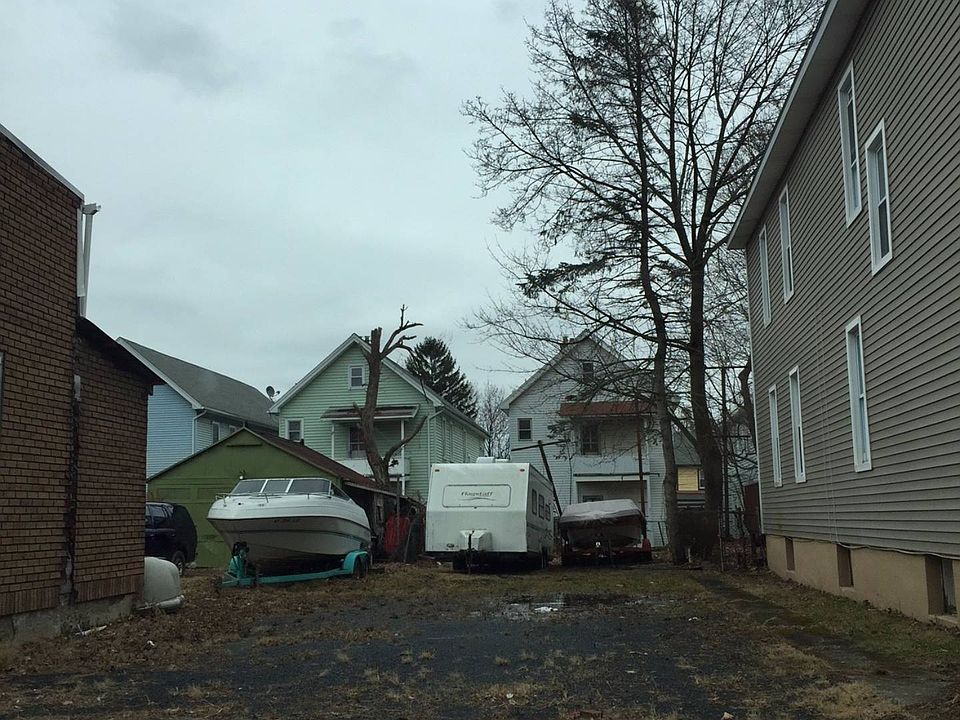1st image of 21 Boenau St