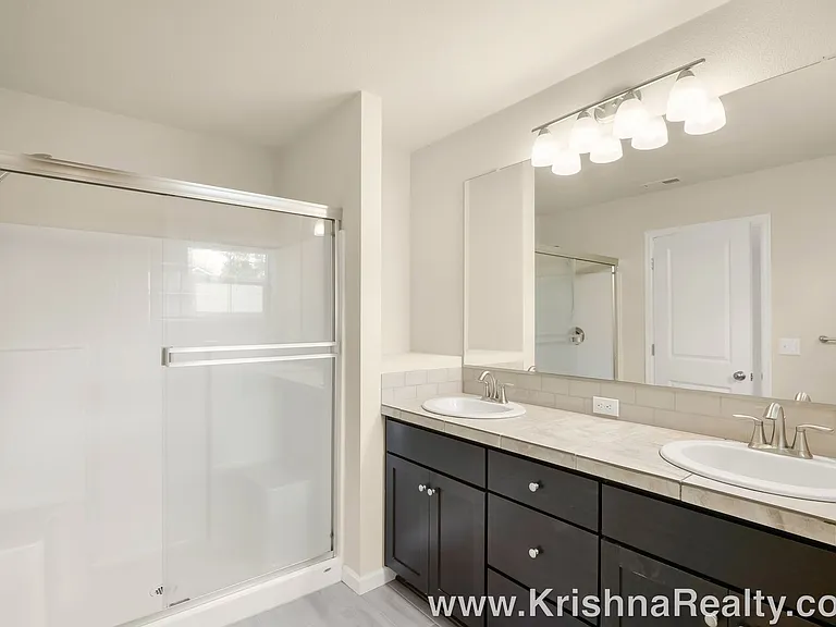 7443 NW 164th Ave — Photo 18