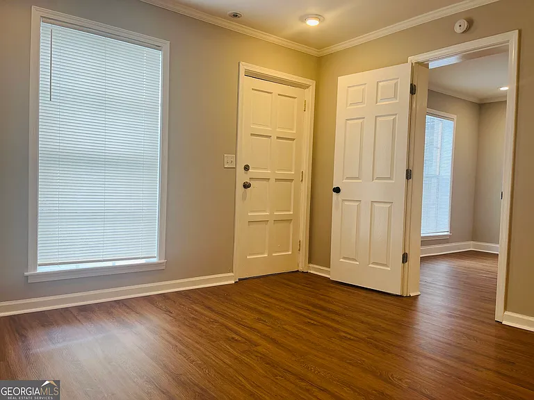 128 S Main Ave #9 — Photo 8