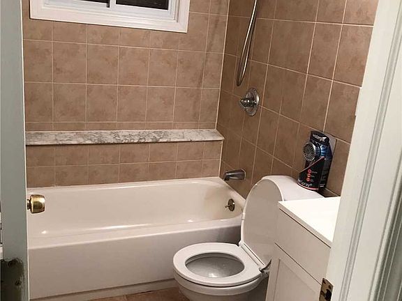 5th image of 252 Pleasantview Ct