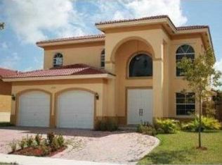 20761 NE 8th Path, Miami, FL 33179