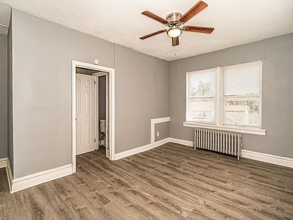5th image of 4050 Delmar Blvd #201