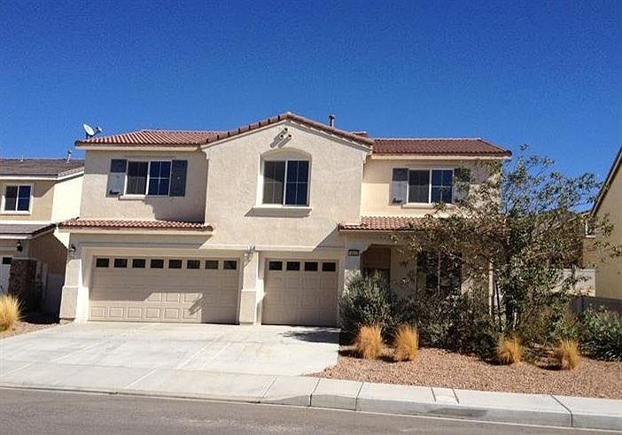 1st image of 16635 Desert Willow St