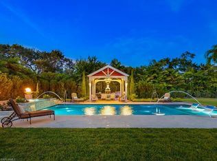 624 Ridge DR, NAPLES, FL 34108