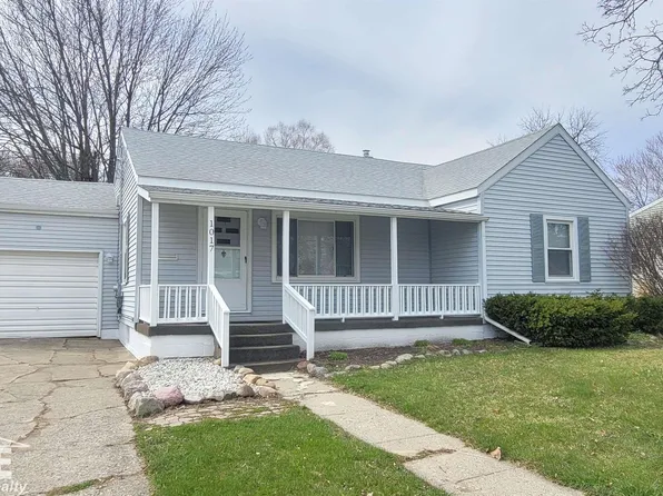 1017 N Dewey St, Owosso, MI 48867
