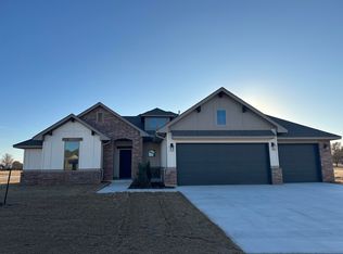 2715 Belle Xing, Enid, OK 73703