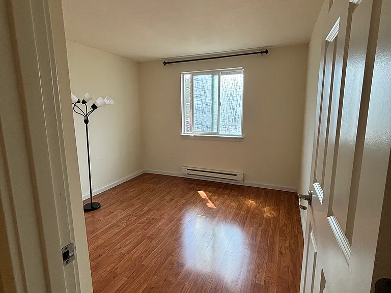 12625 SE 41st Pl #F104 — Photo 13
