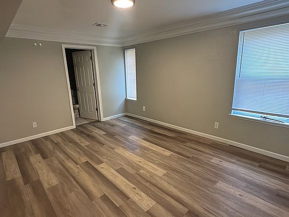 5th image of 4231 W Klamath Ave