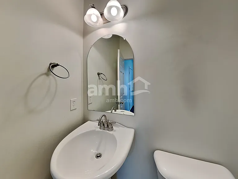 136 Leasure Dr — Photo 10