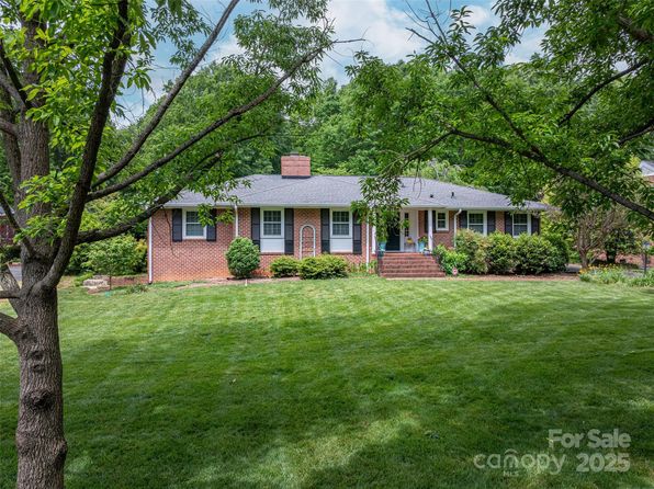 2515 Sheffield Dr, Gastonia, NC 28054