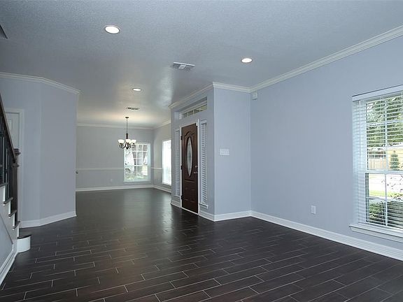 4th image of 5210 Prairie Creek Dr
